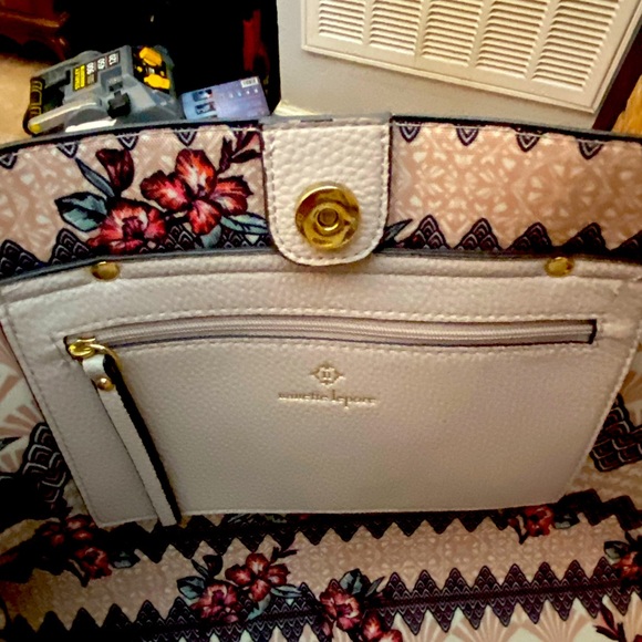 NANETTE LEPORE LARGE CRÈME BAG - Picture 7 of 11